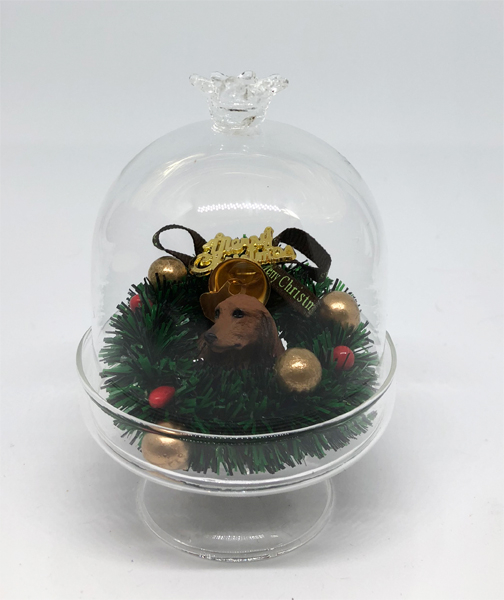 Dackel in zarter Glasglosche